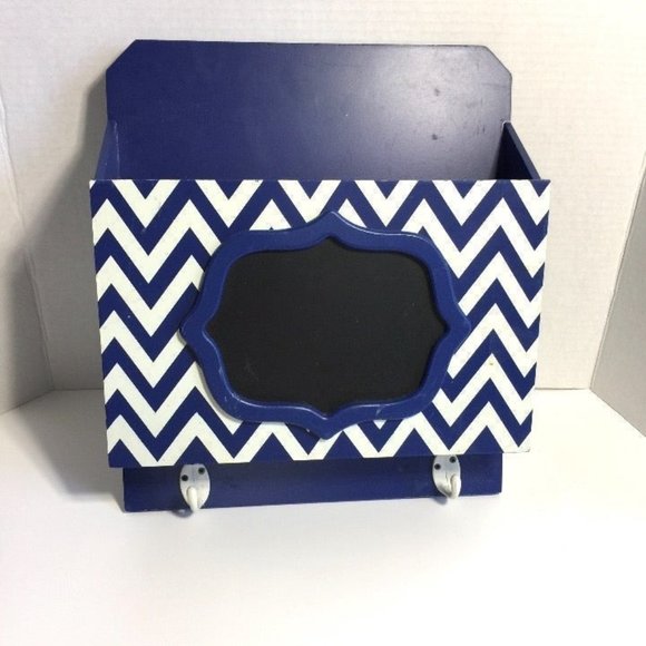 Home Accents Wall Mountable Mail Holder - Picture 1 of 12